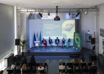 Scuola, mense italiane argine a povertà alimentare, obesità e ingiustizia sociale