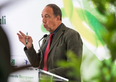 Difendere il Green Deal: 6 azioni per tutelare le clausole ambientali e sociali europee